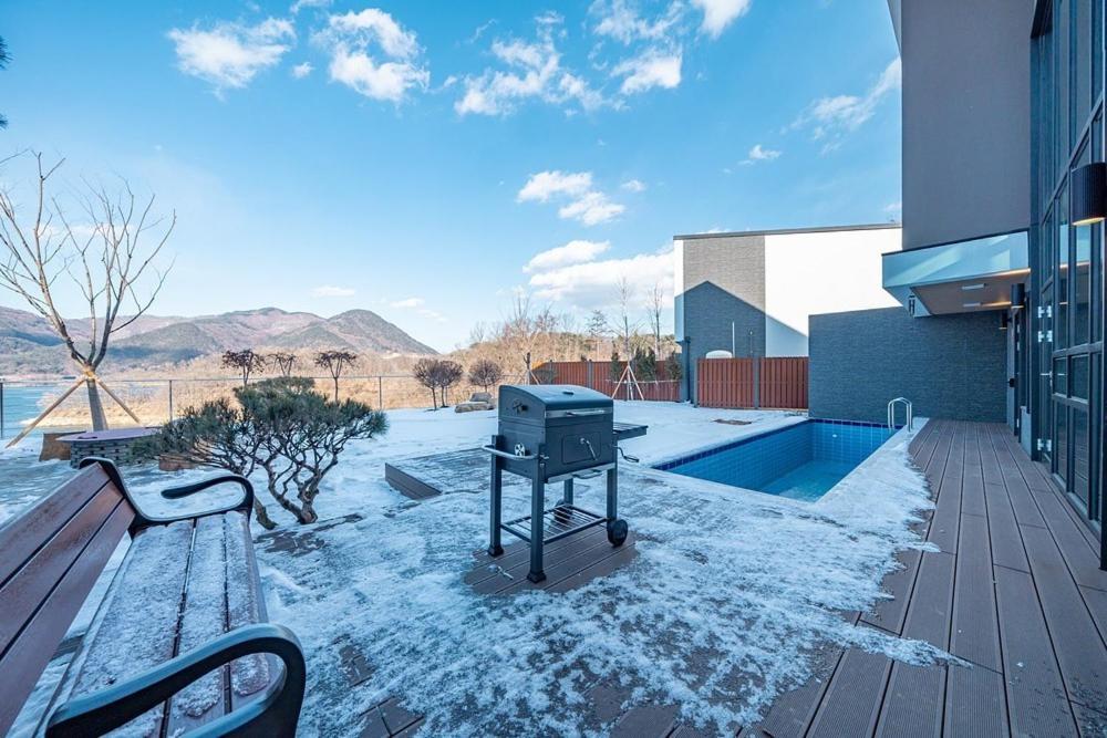Jecheon The Shine Cheongpung Hotel Bilik gambar