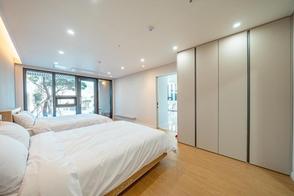 Jecheon The Shine Cheongpung Hotel Bilik gambar