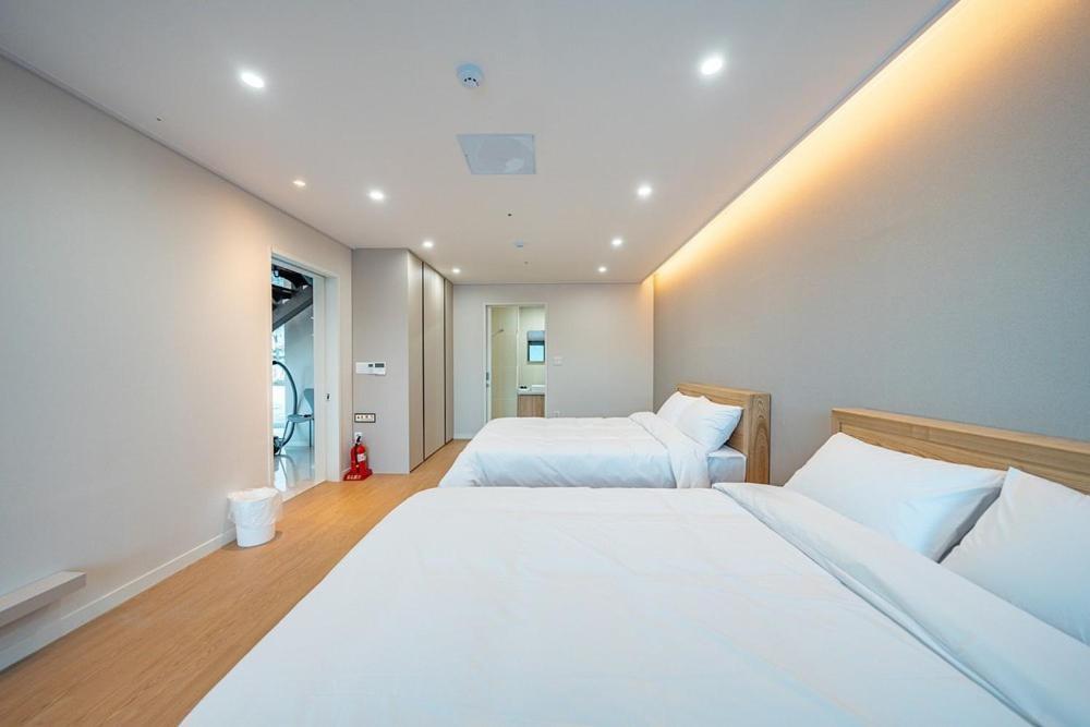 Jecheon The Shine Cheongpung Hotel Bilik gambar